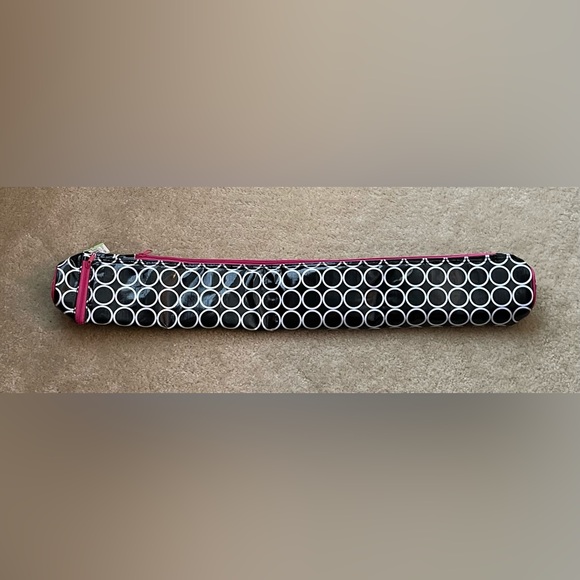 Can Coolor - New with Tags - Picture 2 of 3